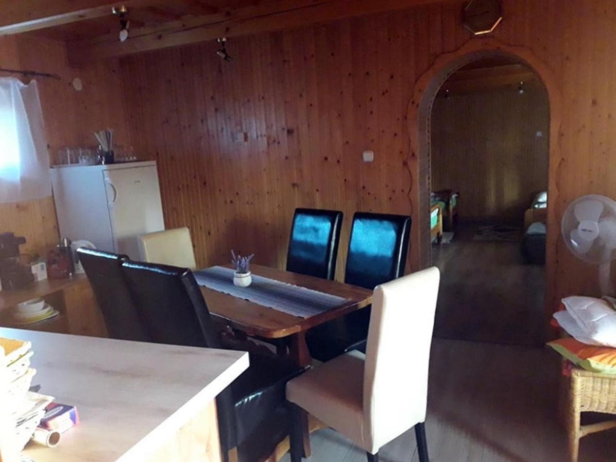 Hegyalja Vendeghaz Apartment Tolcsva Ngoại thất bức ảnh