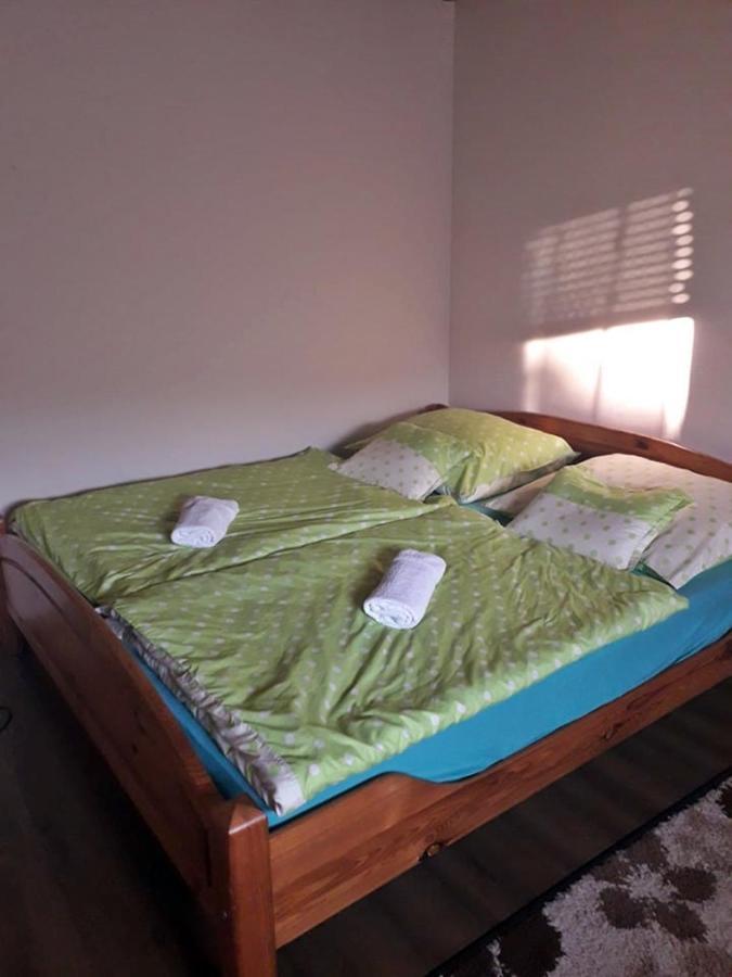Hegyalja Vendeghaz Apartment Tolcsva Ngoại thất bức ảnh