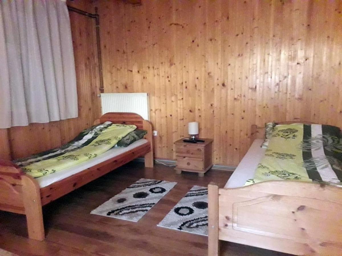 Hegyalja Vendeghaz Apartment Tolcsva Ngoại thất bức ảnh